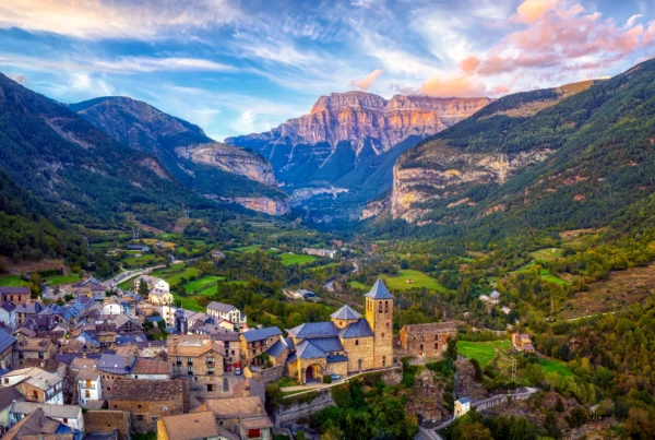 Town twinning - Village of Pyrenees in Spain