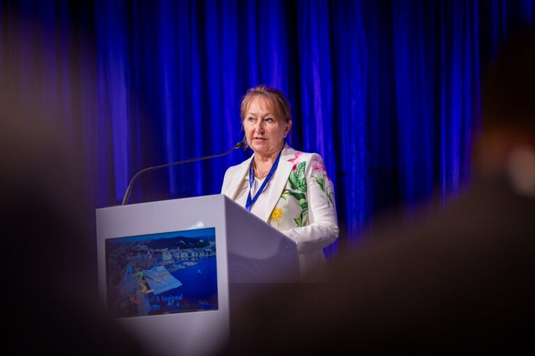 Gunn Marit Helgesen (2022-ongoing, Mayor of Telemark County Council)